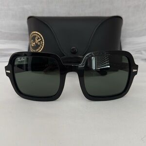 Ray-Ban - Oversized Black Square Sunglasses